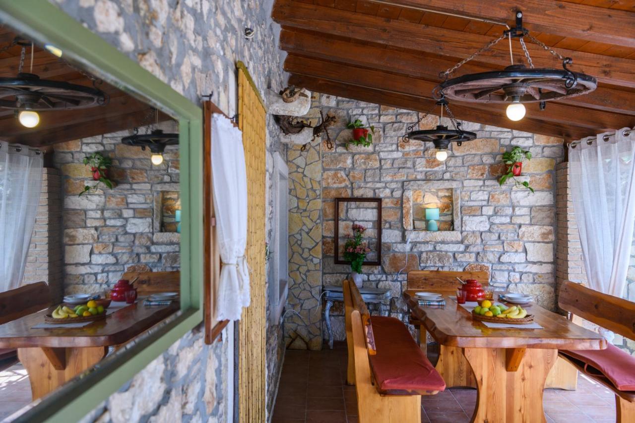Rustic Istrian House Varesco Krnica Luaran gambar