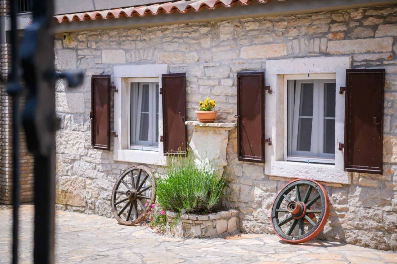 Rustic Istrian House Varesco Krnica Luaran gambar