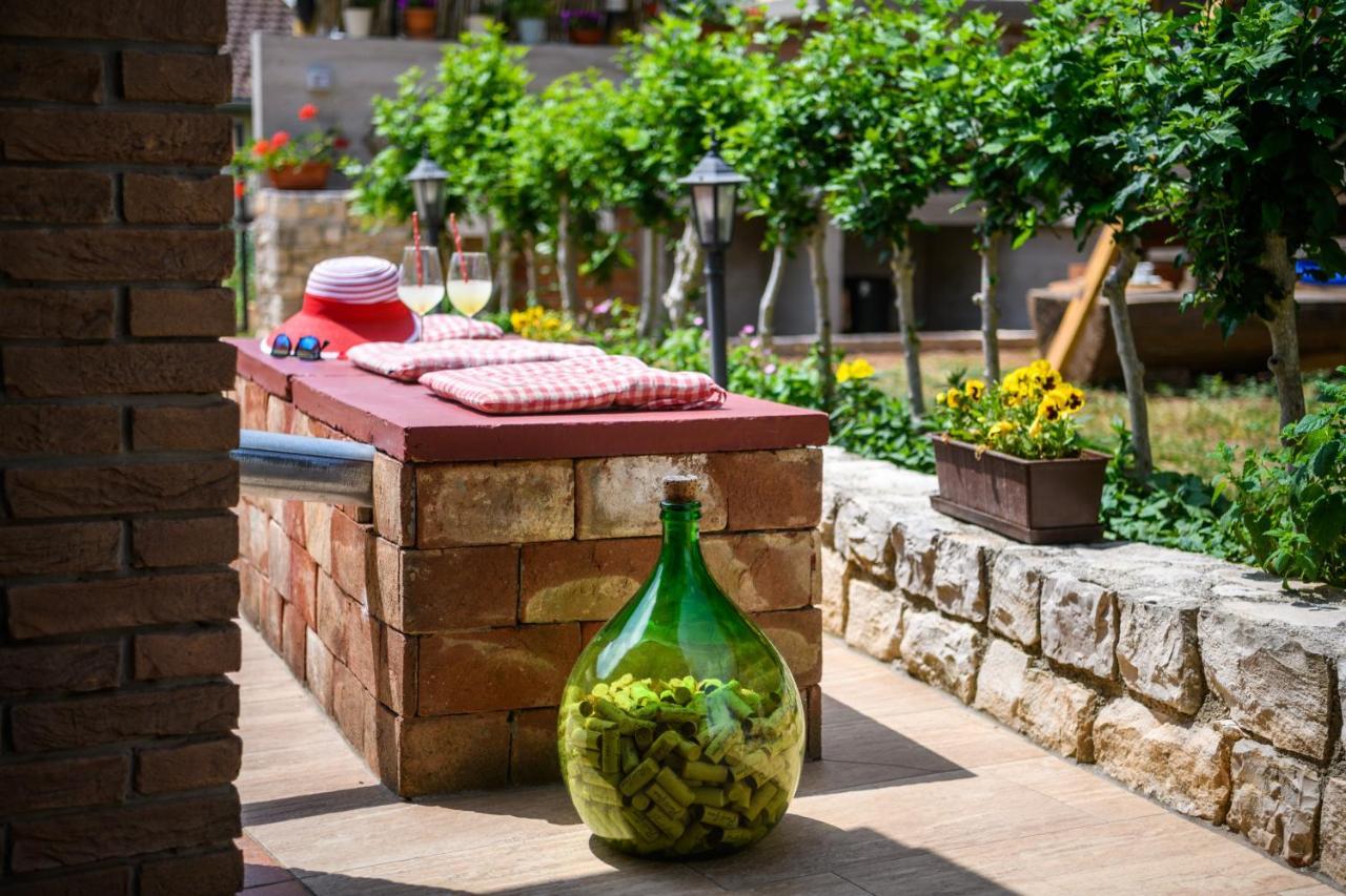 Rustic Istrian House Varesco Krnica Luaran gambar