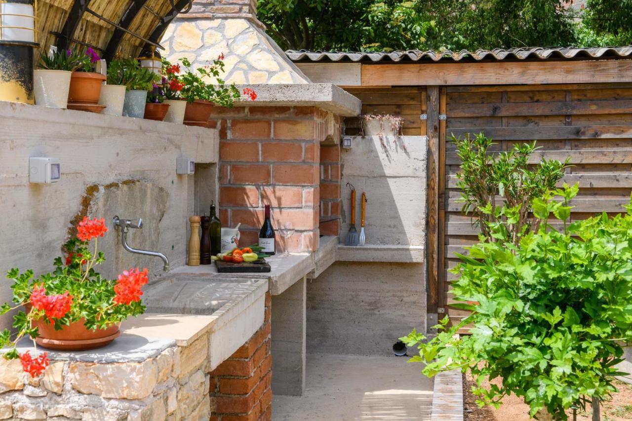 Rustic Istrian House Varesco Krnica Luaran gambar