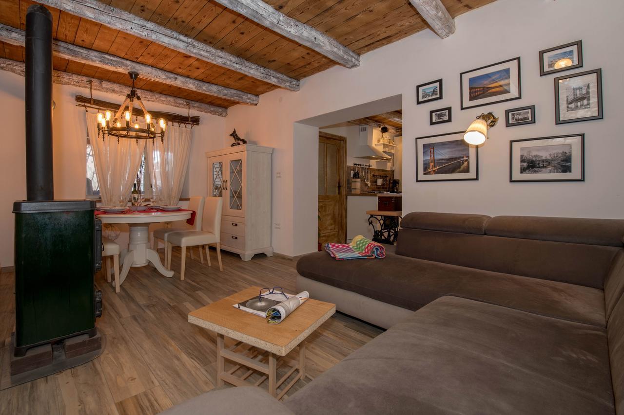 Rustic Istrian House Varesco Krnica Luaran gambar