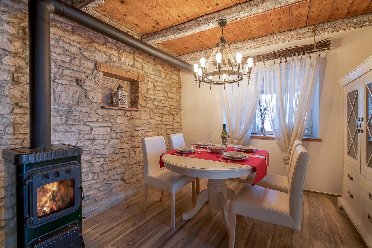 Rustic Istrian House Varesco Krnica Luaran gambar