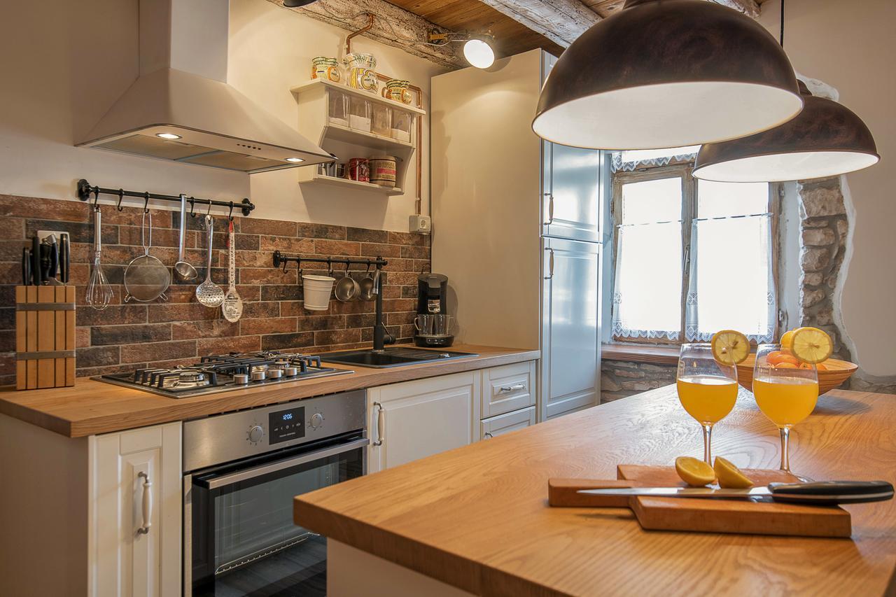 Rustic Istrian House Varesco Krnica Luaran gambar