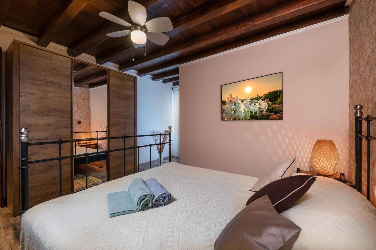 Rustic Istrian House Varesco Krnica Luaran gambar