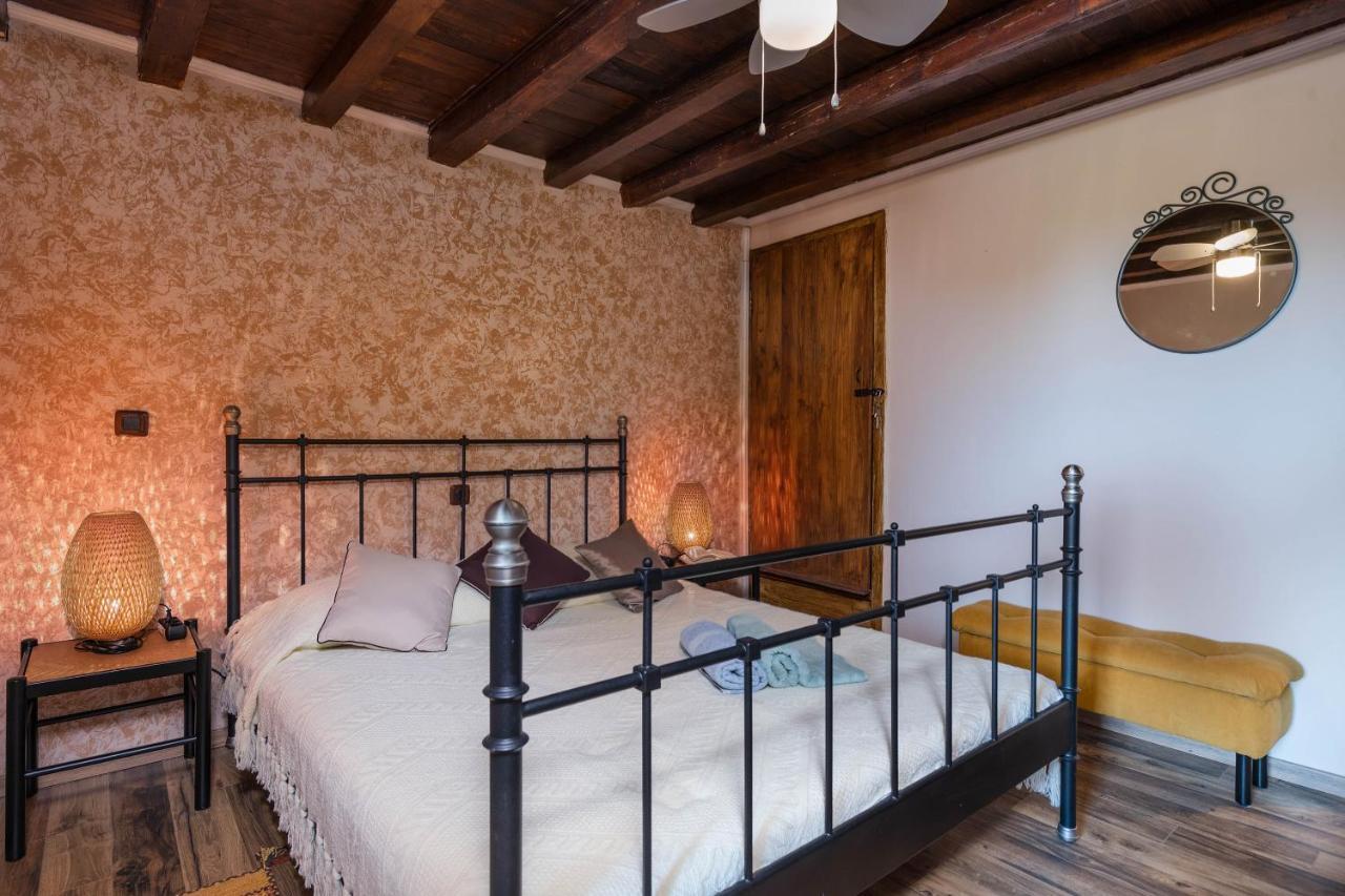 Rustic Istrian House Varesco Krnica Luaran gambar